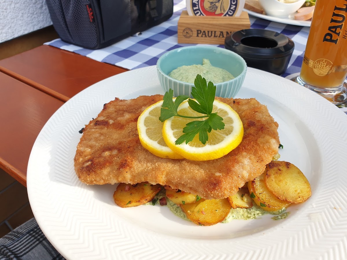 Restaurant Wirtshaus Alt Gronau Photos 9