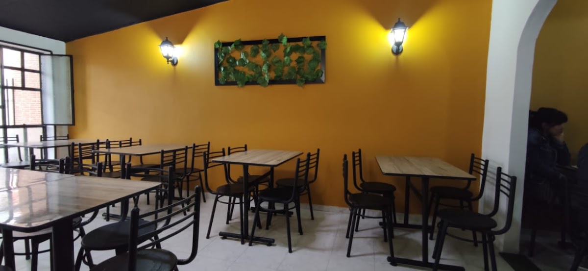 Restaurante Costicharron Sede Kennedy Central
