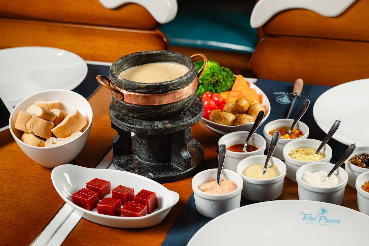 Restaurante Tchê Pierre - Fondue Temático Gramado Photos 2