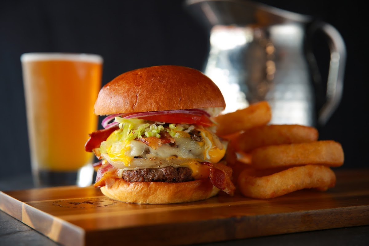 Revolution Golf And Grille Photos 2