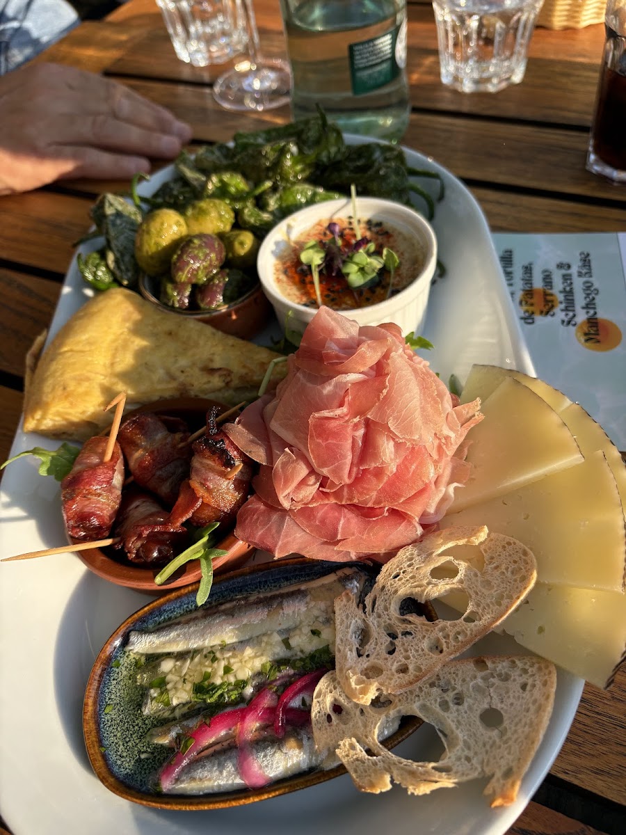 Rheinterrasse Konstanz – Restaurant | Café | Bar Photos 2