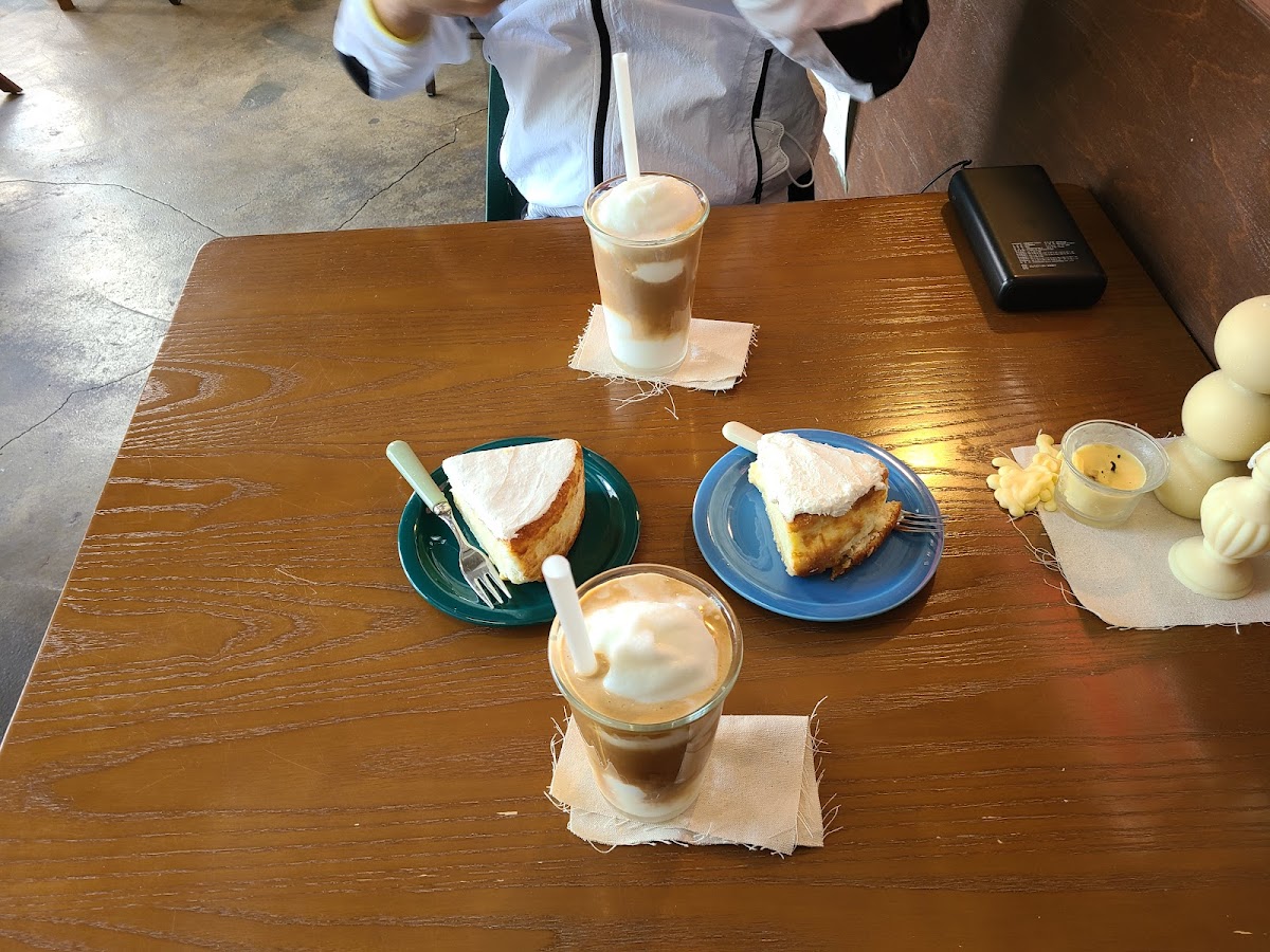 Rieul Coffee Photos 9
