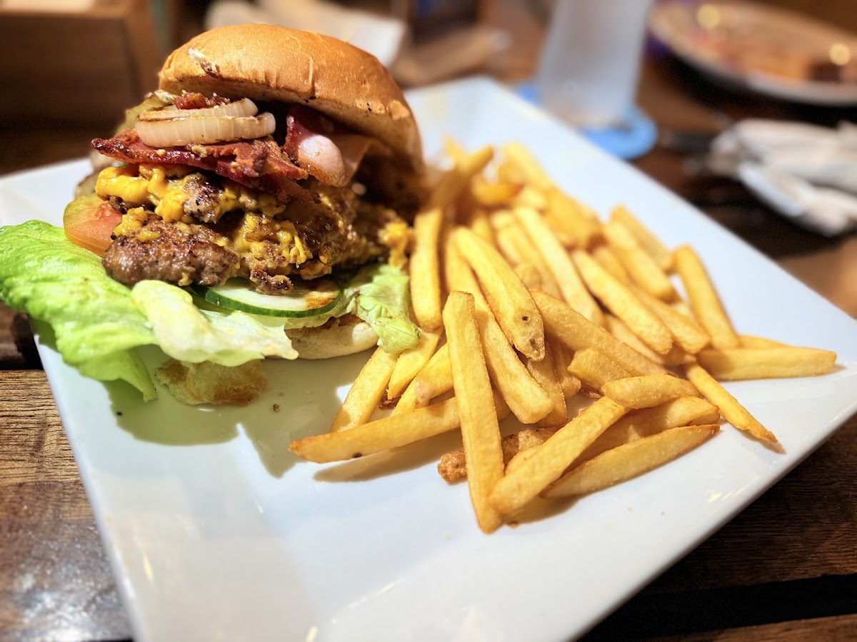 Rio's Bar And Grill Photos 9