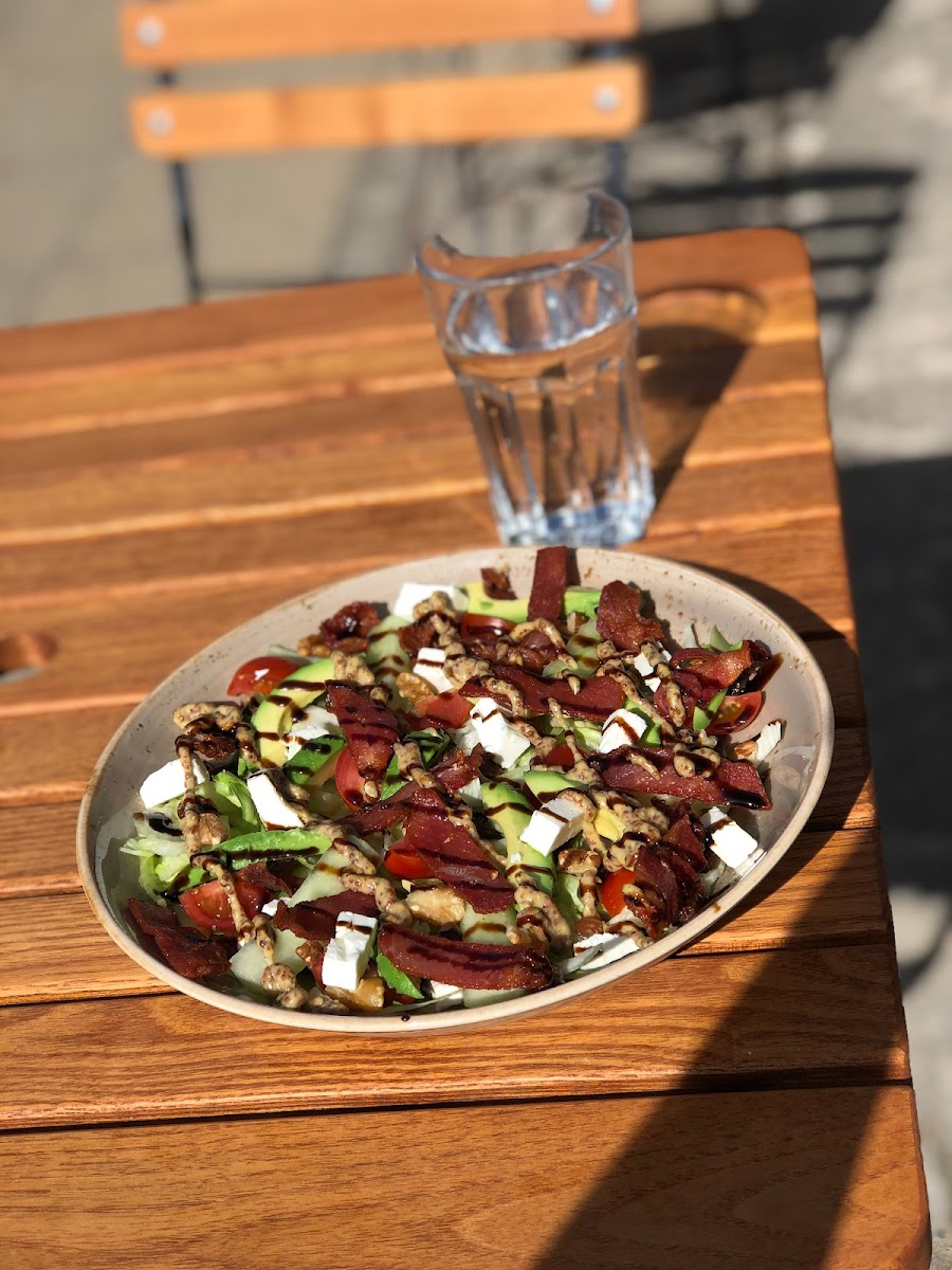 Rising Cafe Photos 9