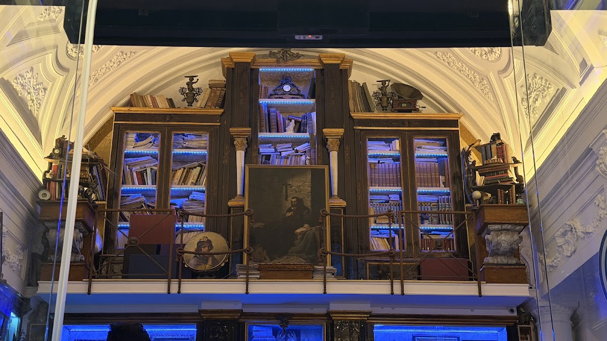 Ristobiblioteramuseo L'osteria Del Buonconvento Photos 2
