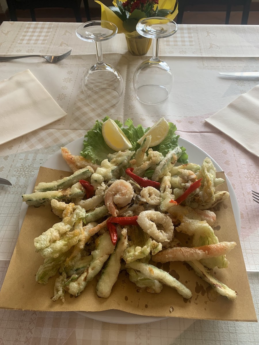 Ristorante Pizzeria La Via Dell'orto Photos 9