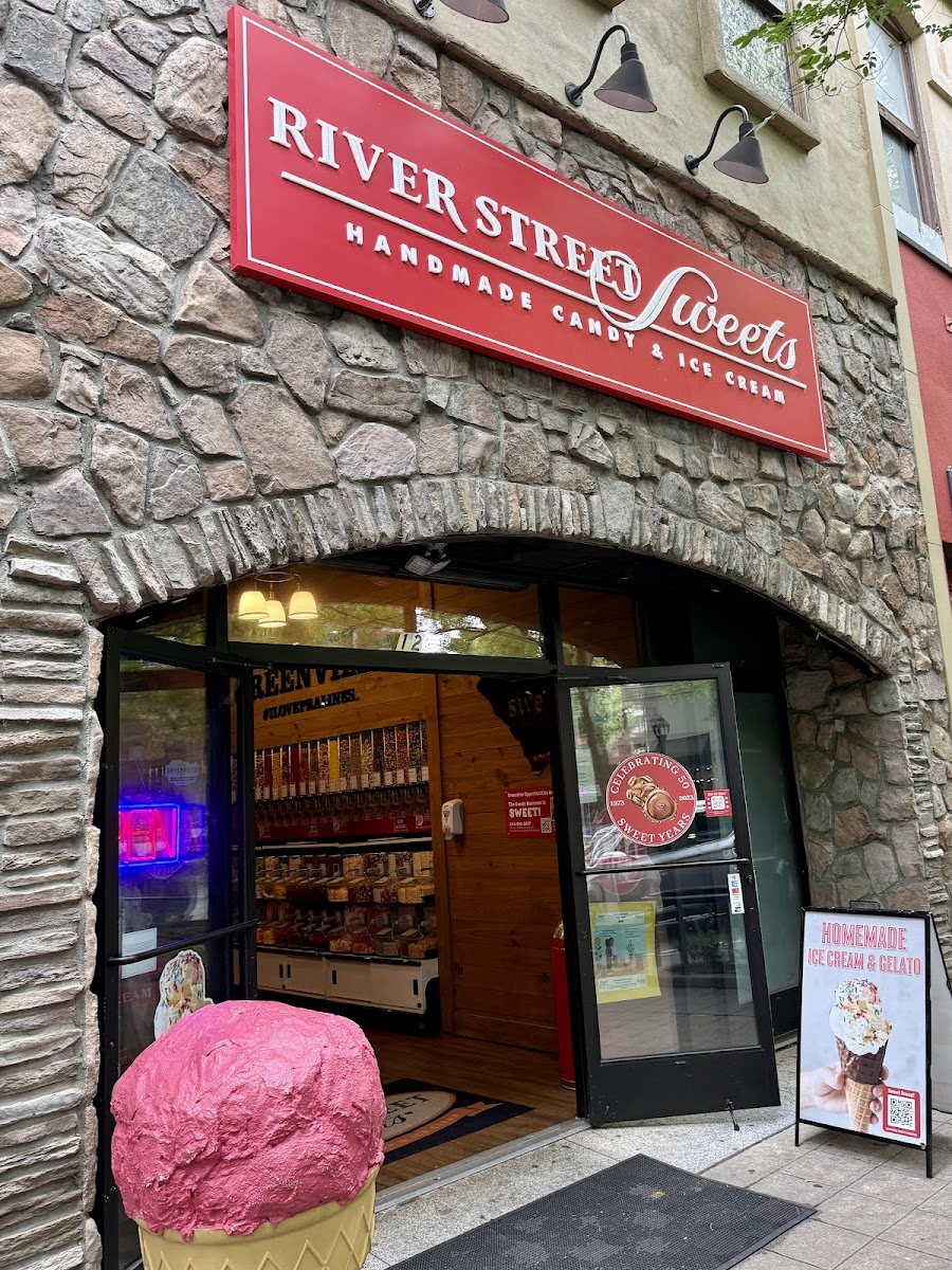 River Street Sweets Photos 2