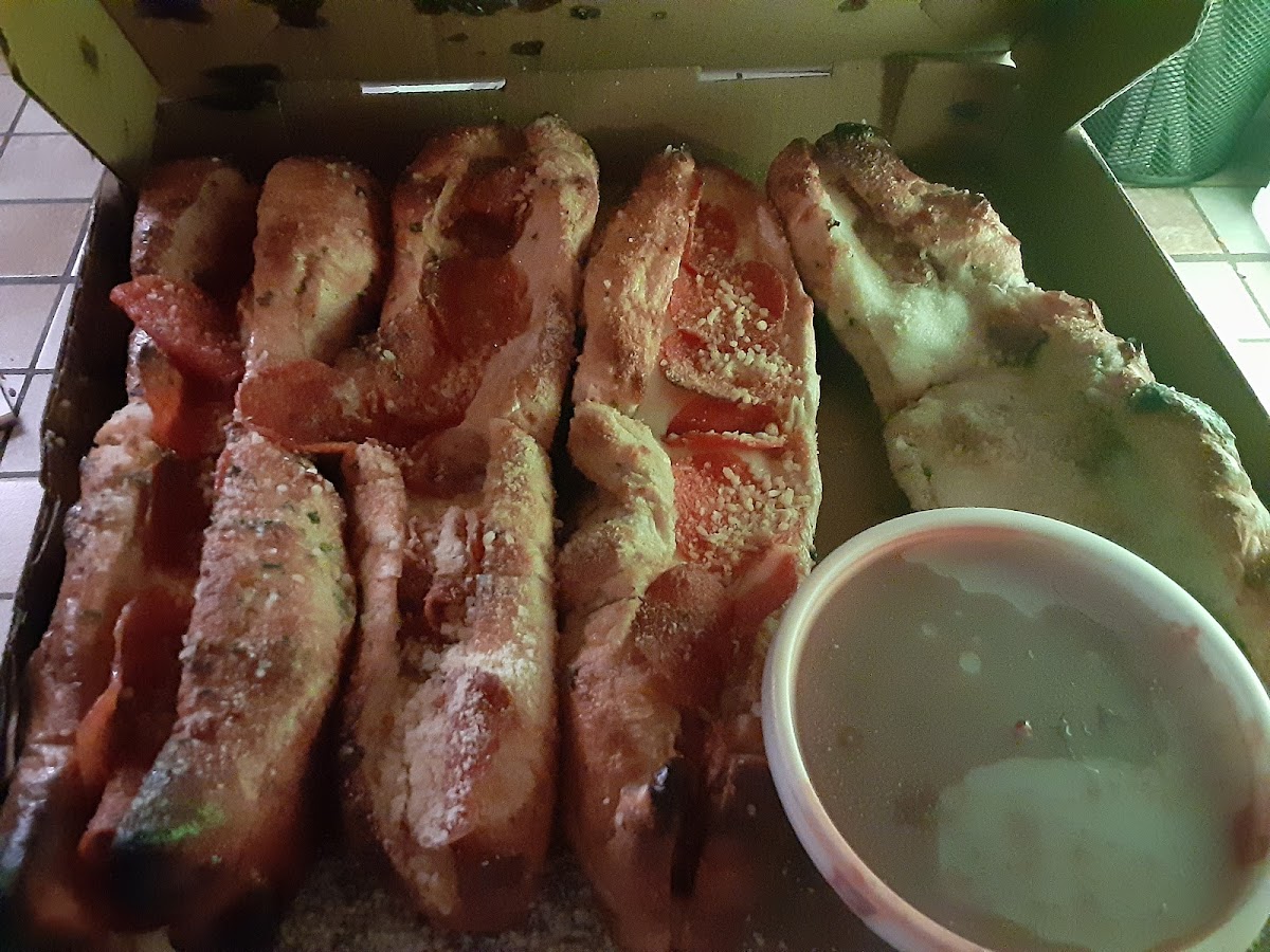 Rizza Pizza Photos 2