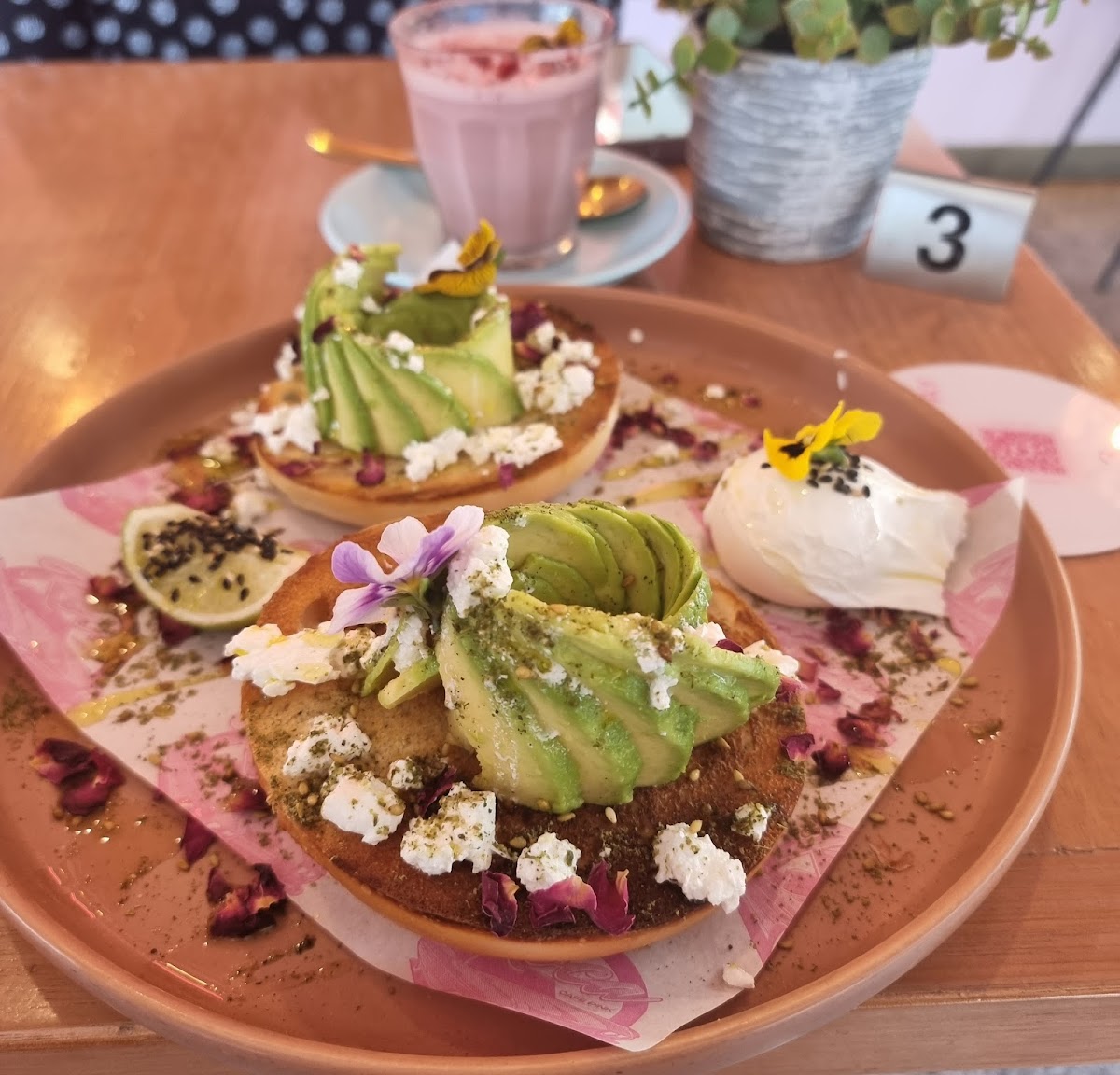 Roca Cafe Pink Photos 9