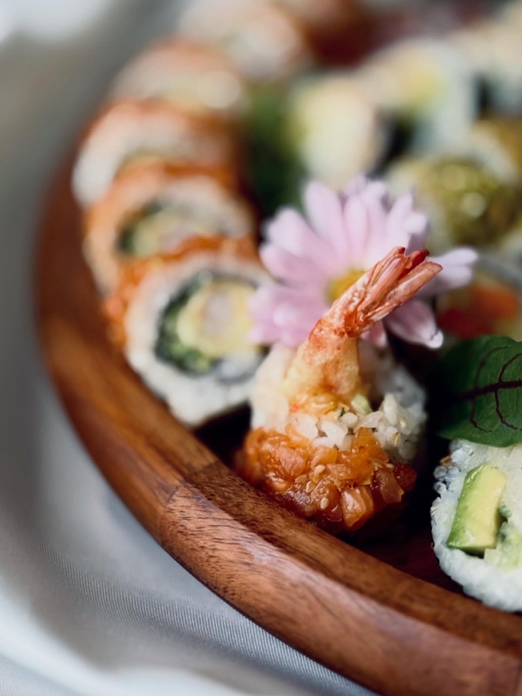 Rollka Sushi & More Photos 2