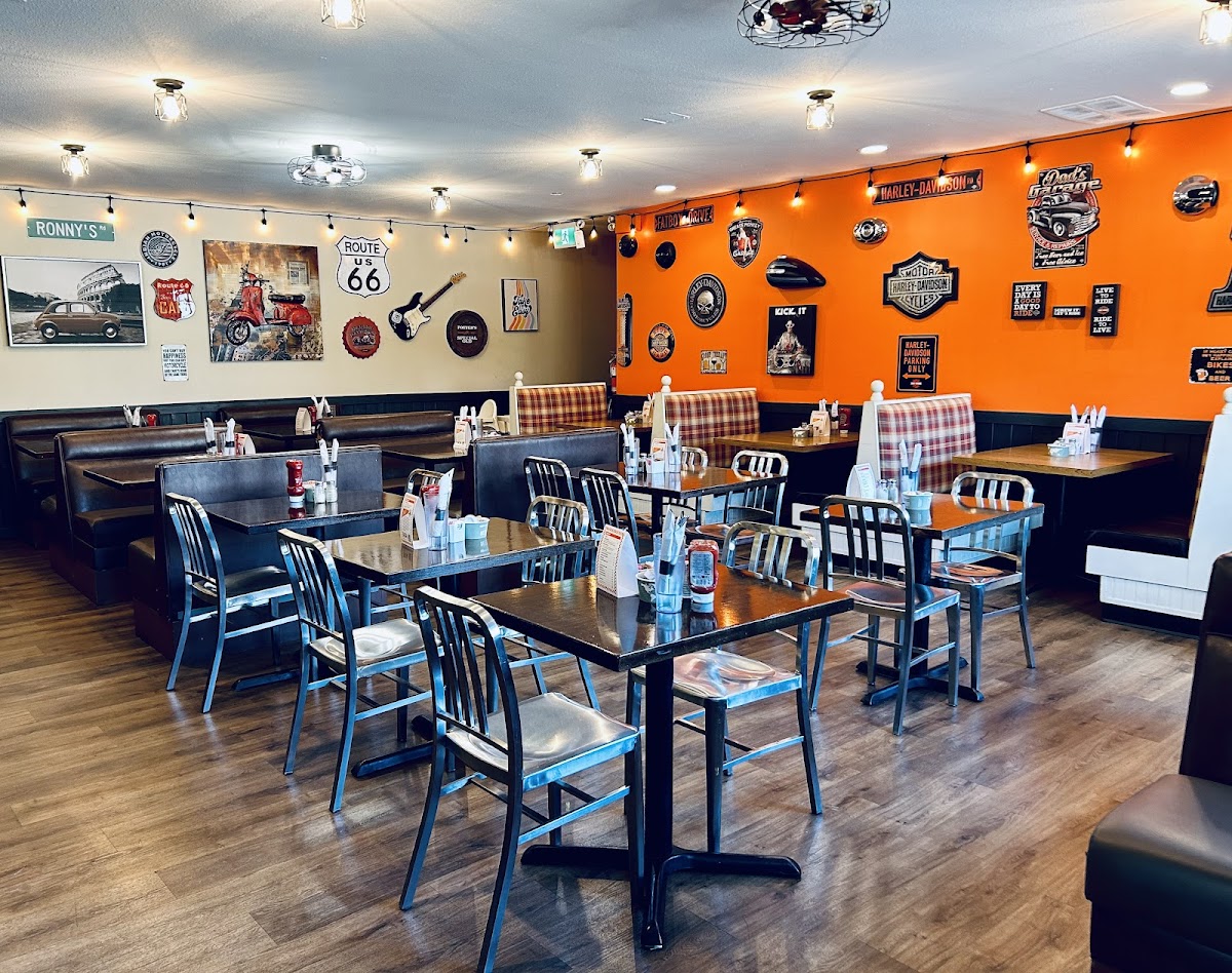 Ronny's Bistro