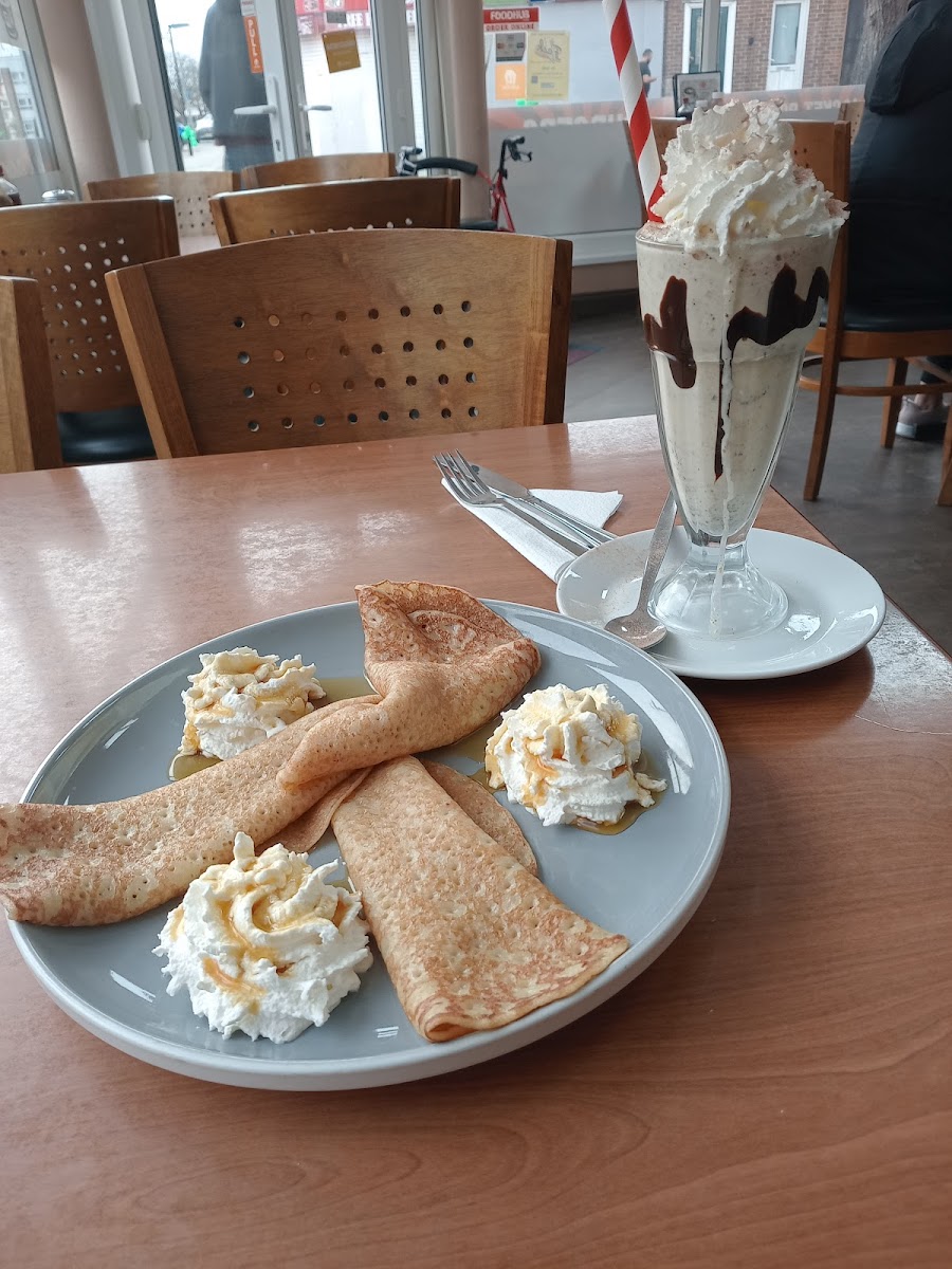 Rose Cafe Restaurant Photos 2