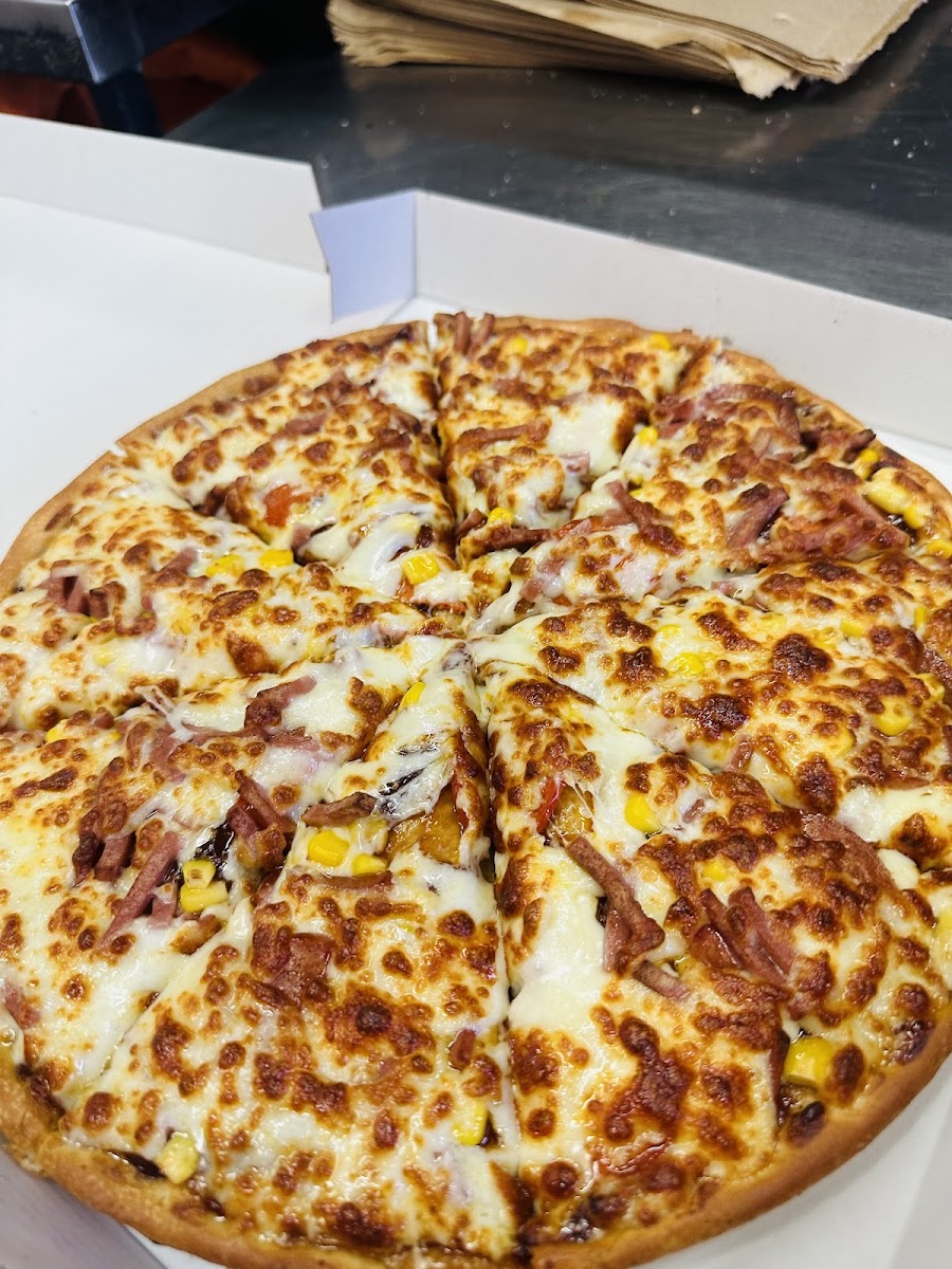Rose Pizza Photos 2