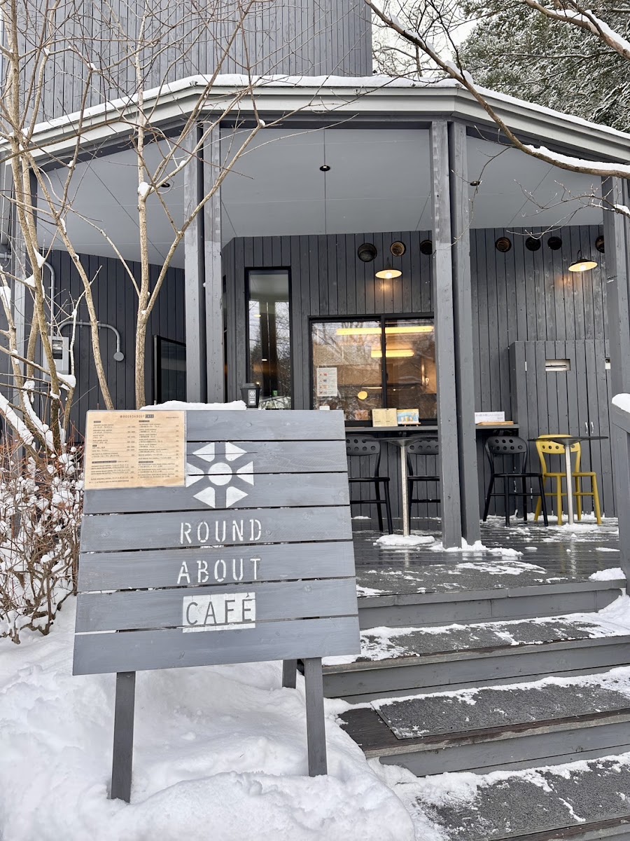 Roundabout Cafe