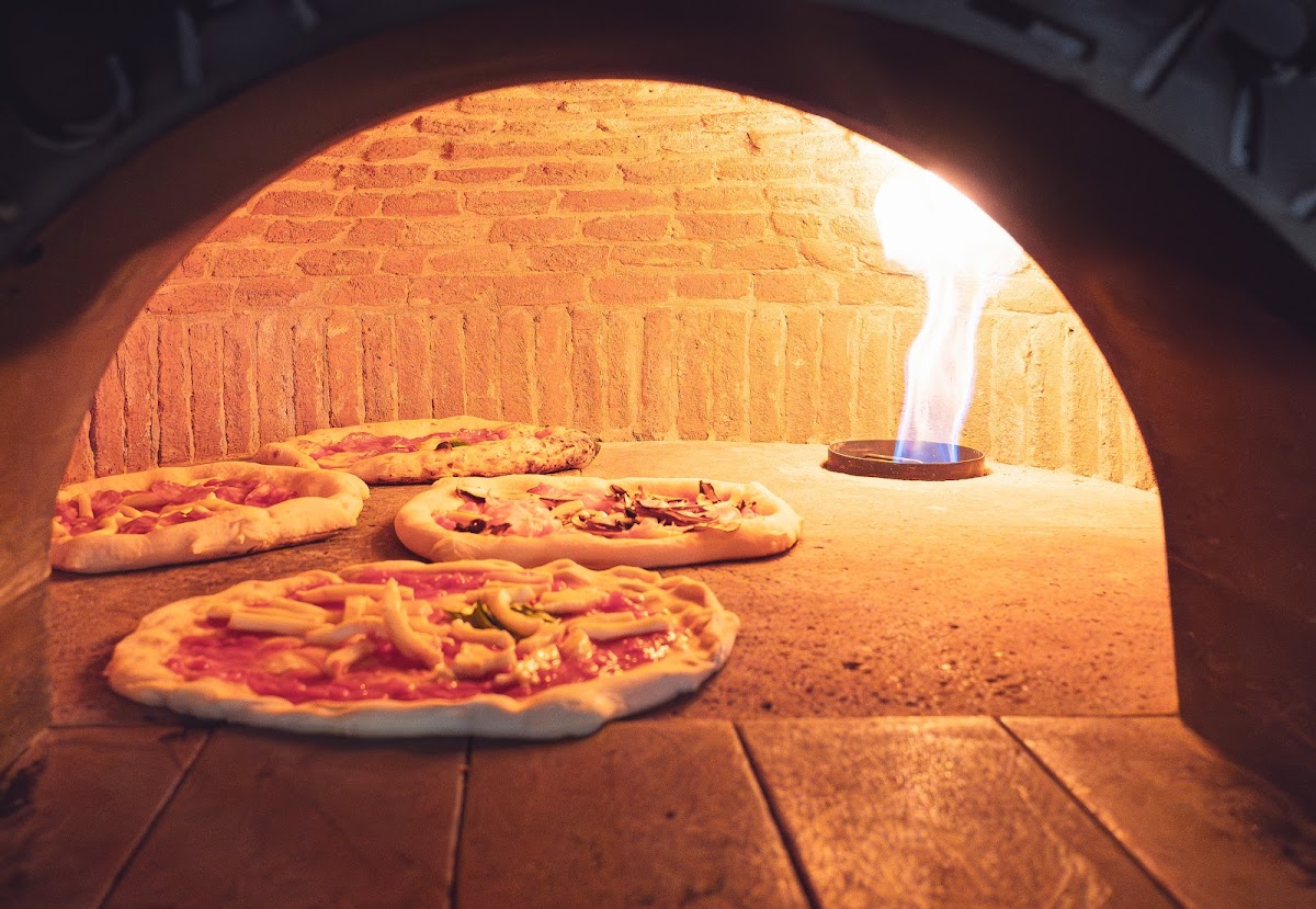 Sacro Dough Pizzeria Napoletana Photos 2
