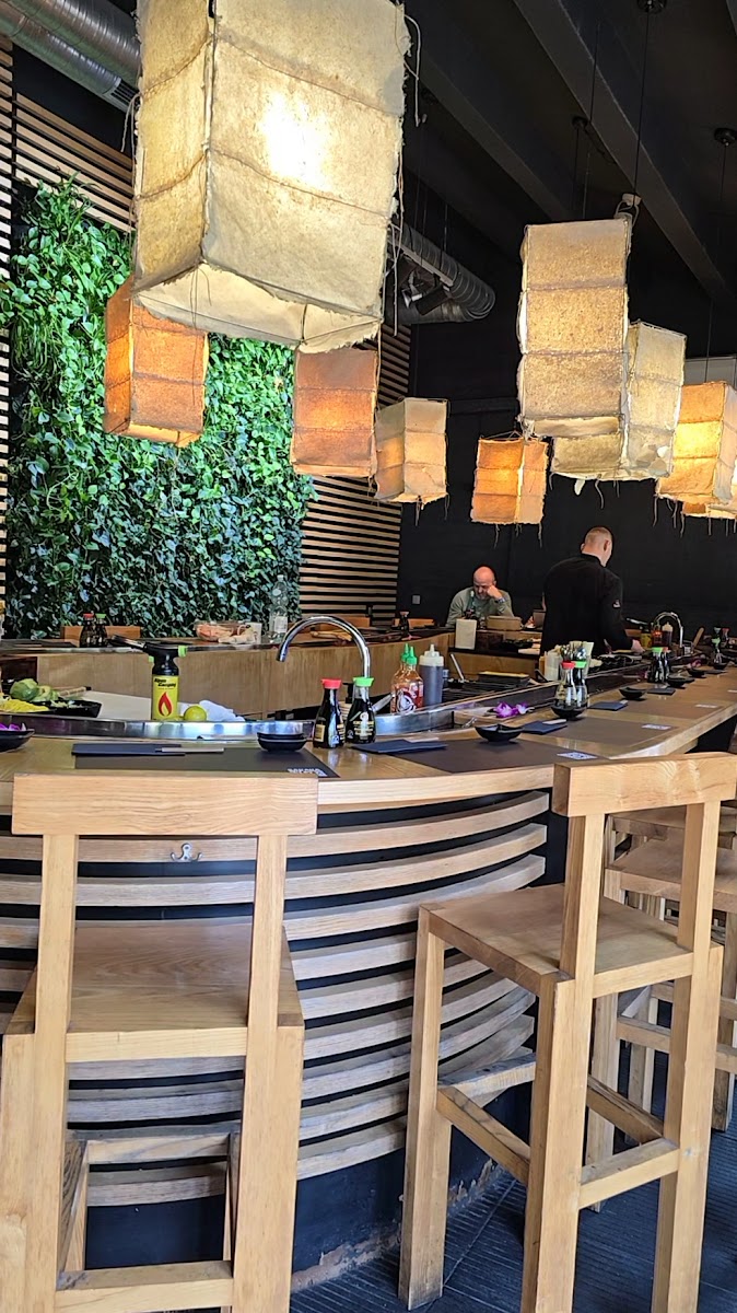 Sakana Sushi Bar Photos 2