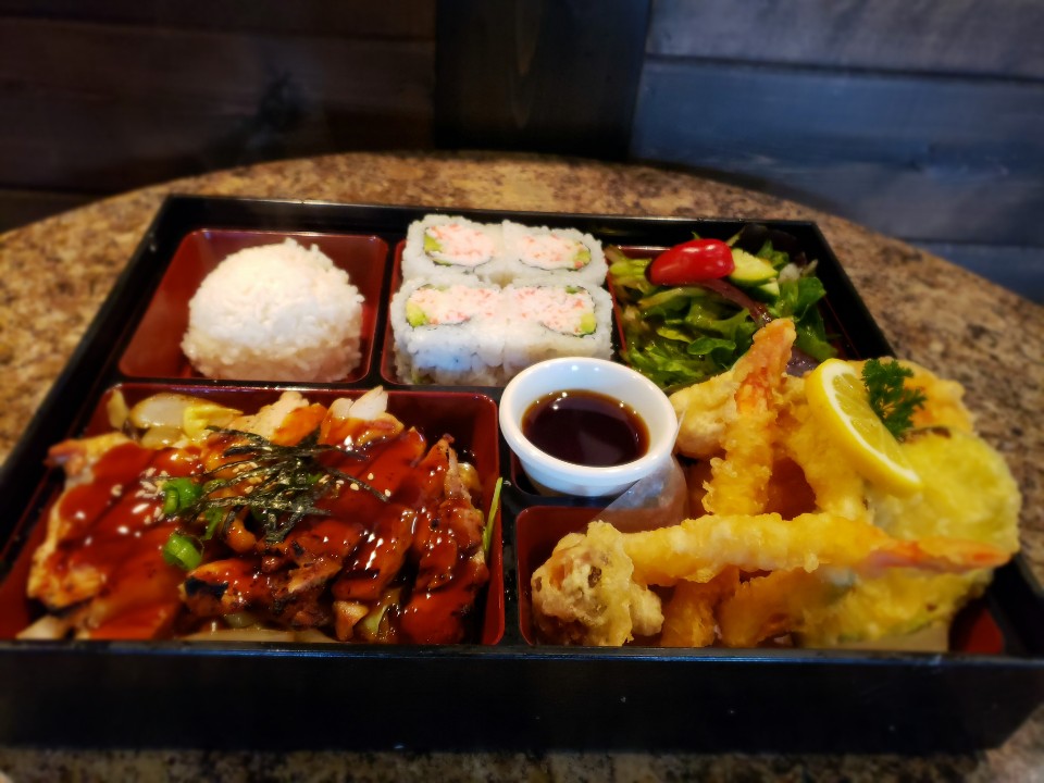 Sake Sushi Photos 2