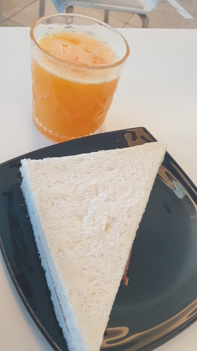 Salaria Coffee Bar - Salaria Food & Events Photos 9