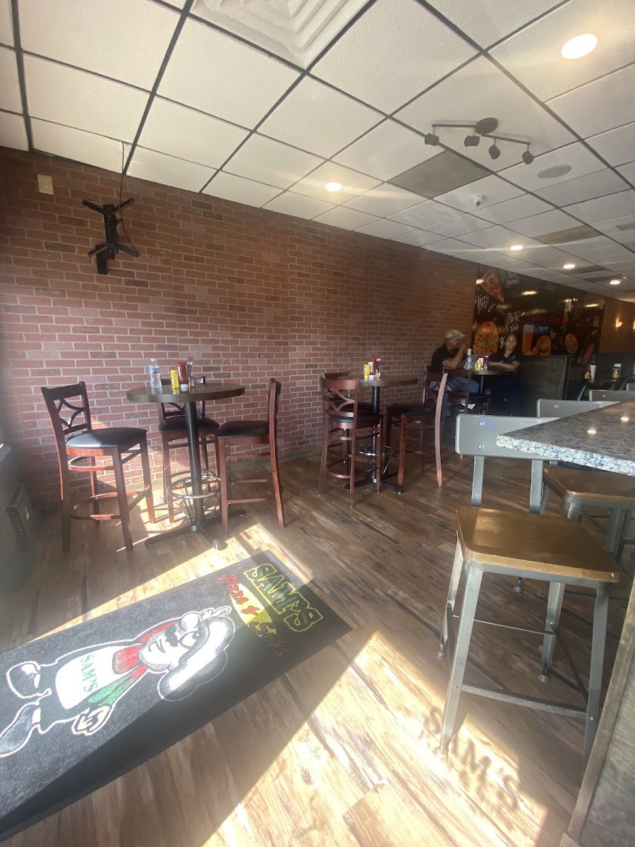 Sam's Pizza & Subs