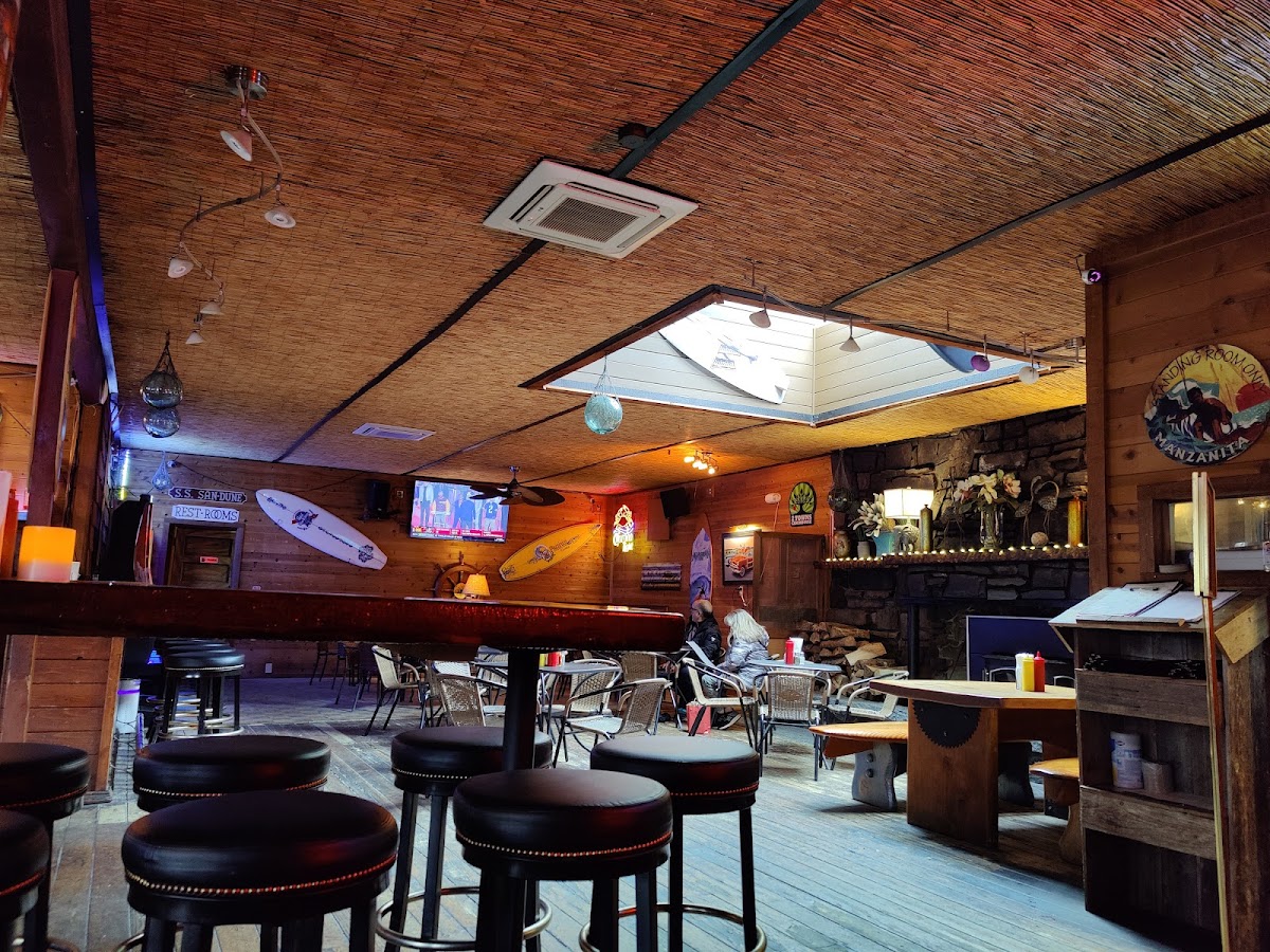 San Dune Pub