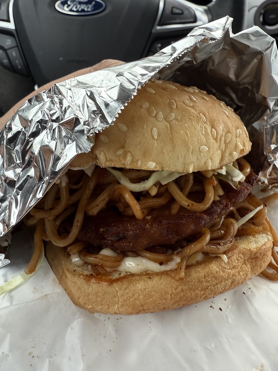 Sanjhi Rasoi: Noodle Burgers. Photos 2