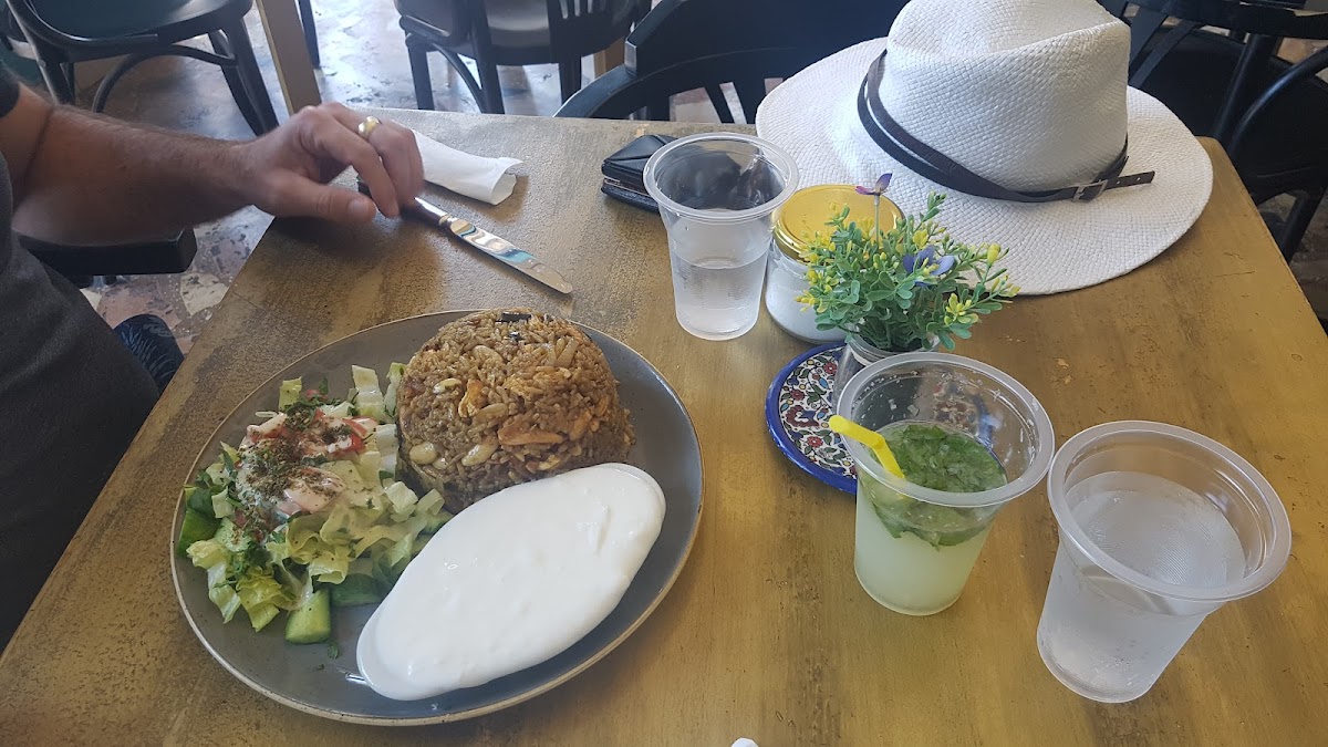 Sarwa Street Kitchen Photos 9
