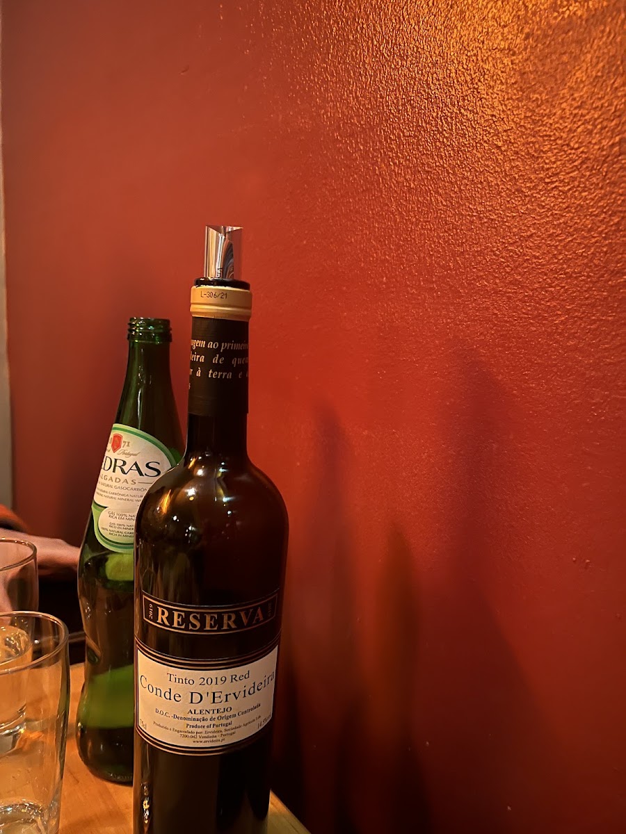 Saudade | Weinbar + Shop Photos 9