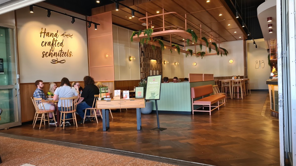 Schnitz Chermside