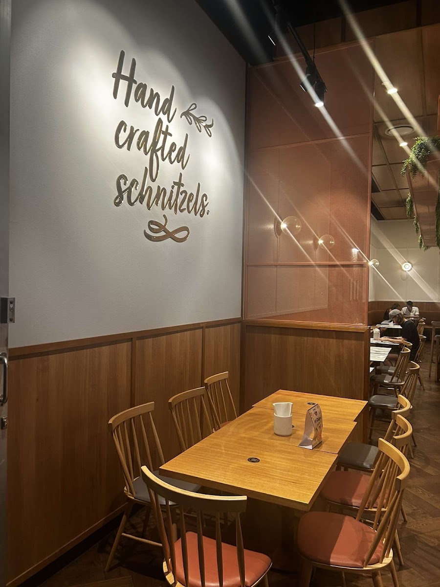 Schnitz Chermside Photos 2