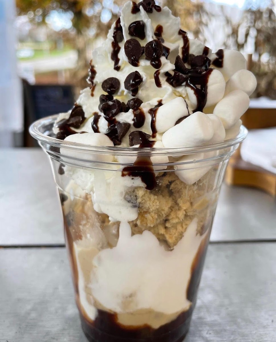 Scoops On Main Photos 2