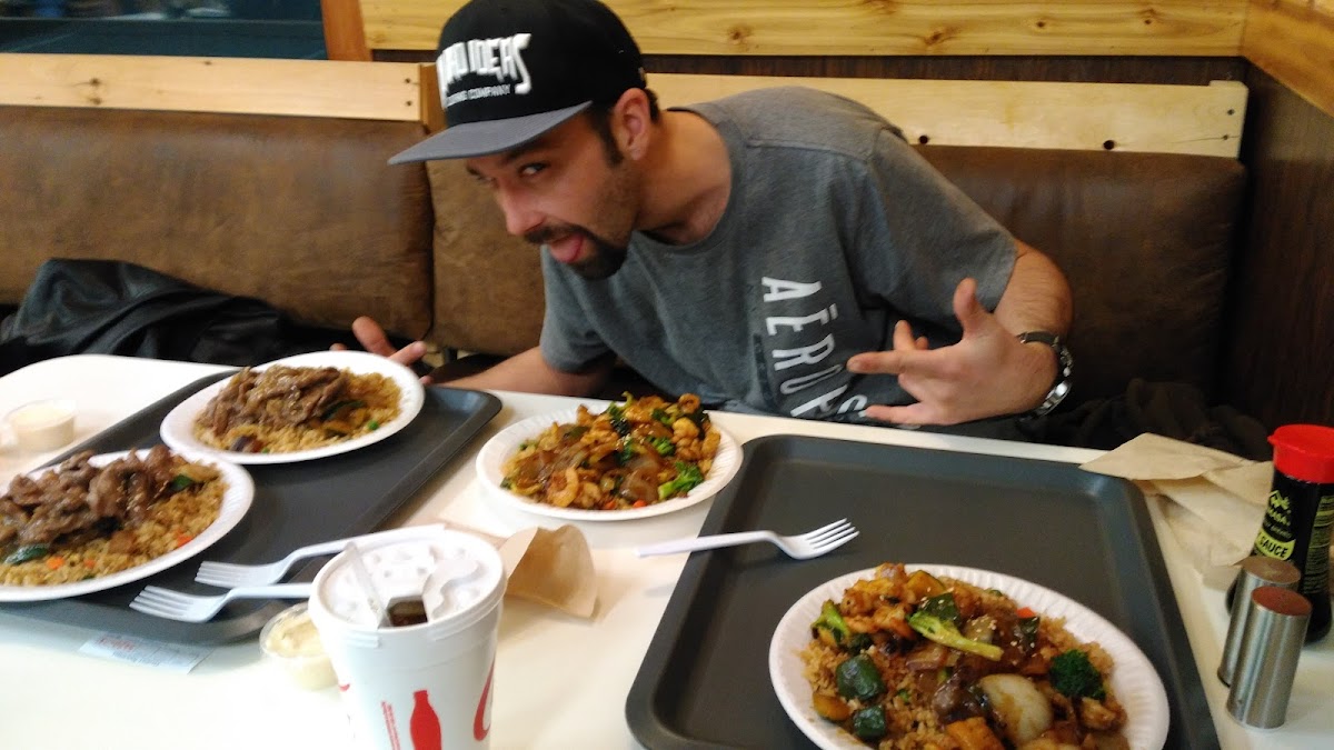 Seafood & More Photos 2