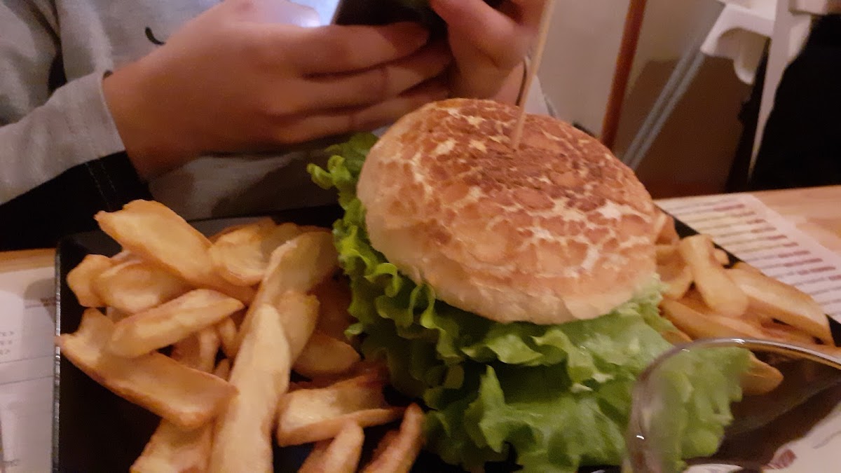 Serenella Stube Pizza And Burger Photos 9