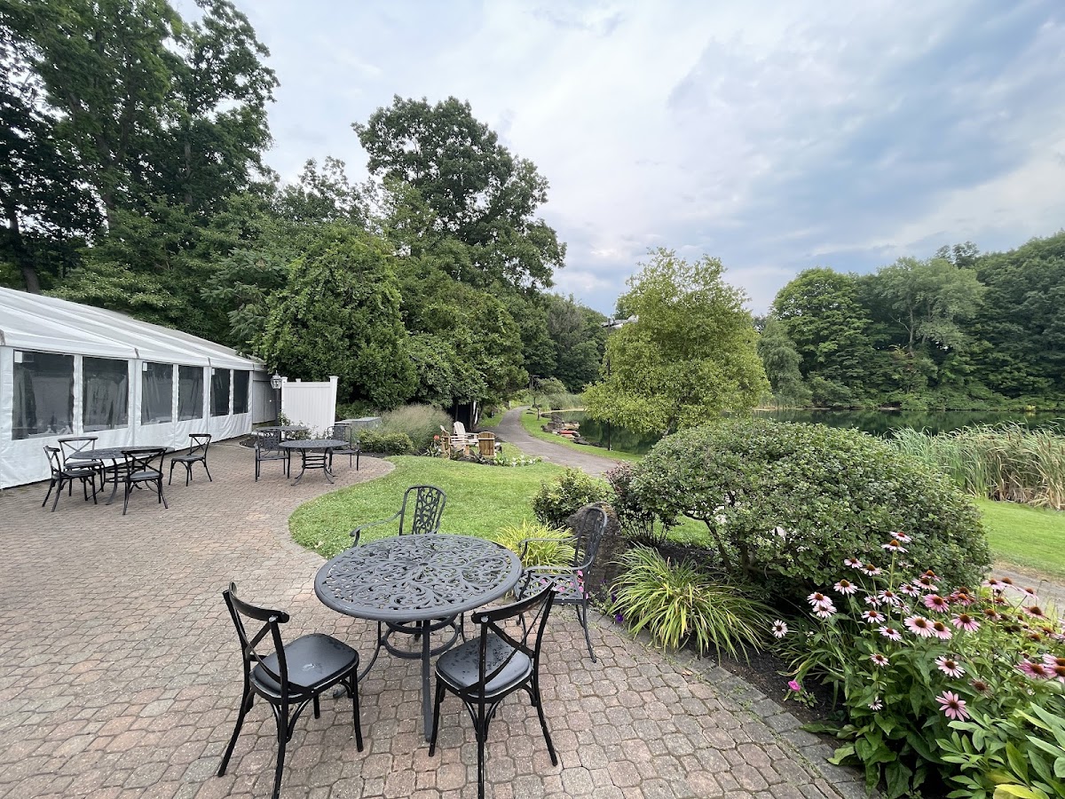 Shadow Lake Golf And Restaurant