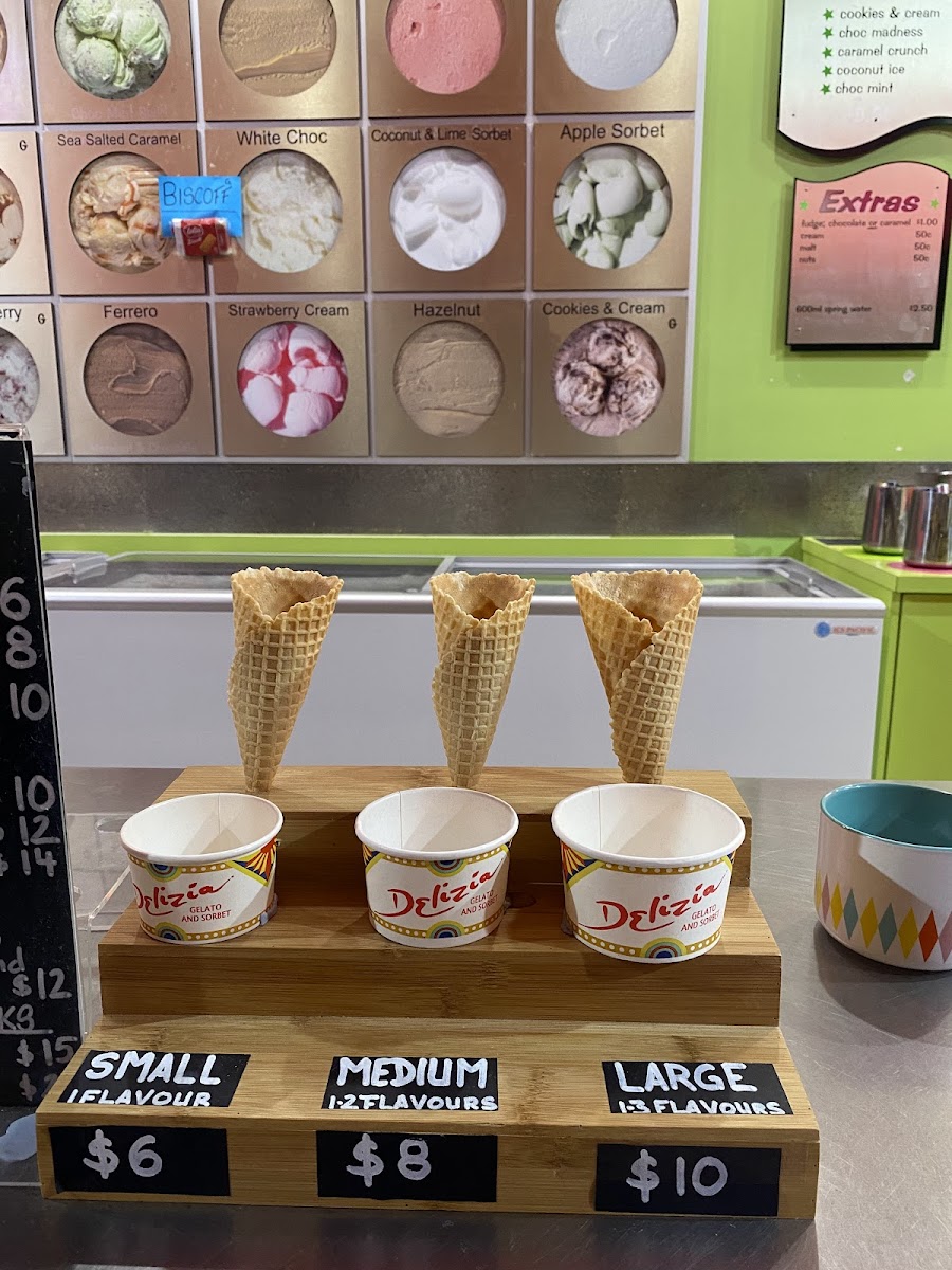 Shakes Ice Cream Bar Port Douglas Photos 9