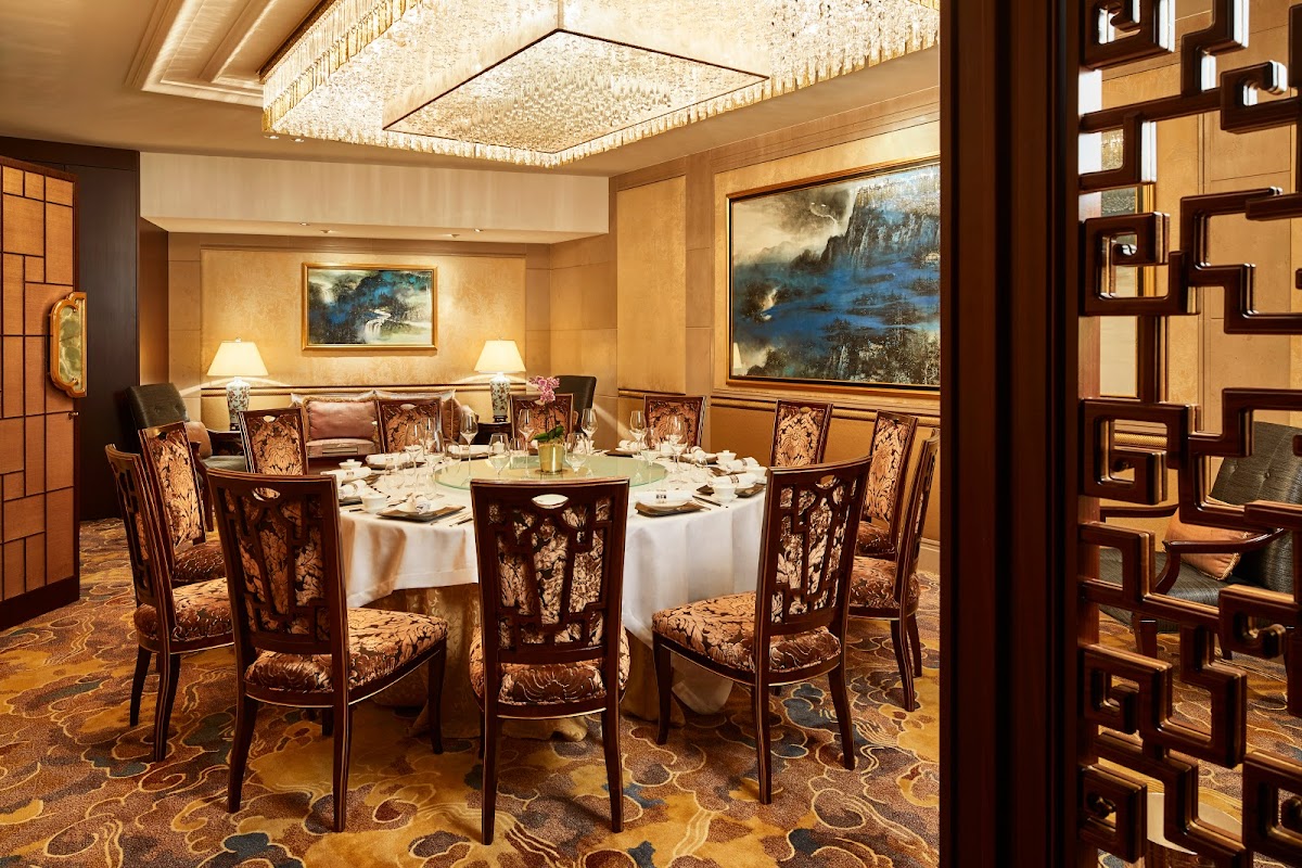 Shang Palace
