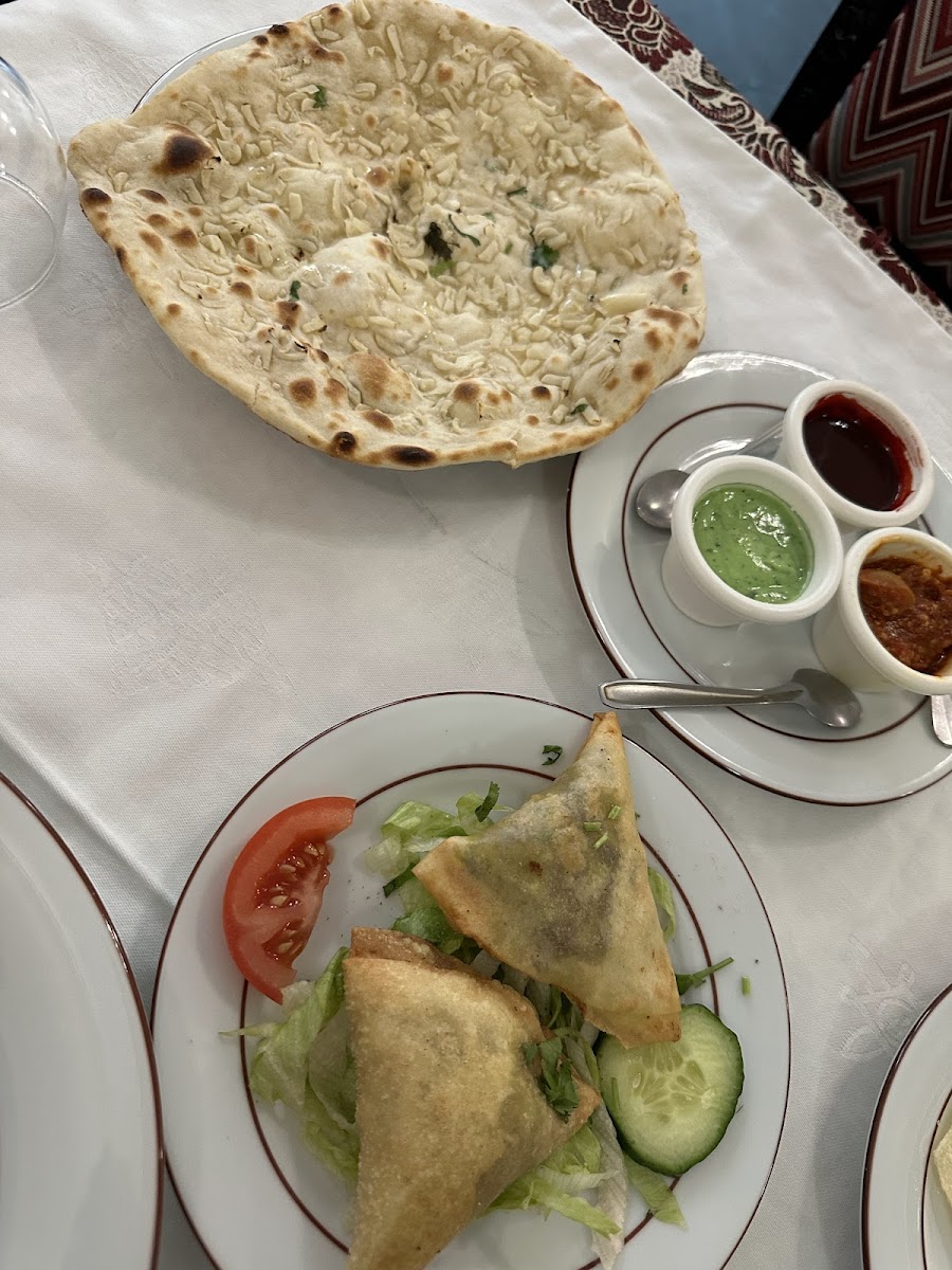 Shish Mahal Photos 9