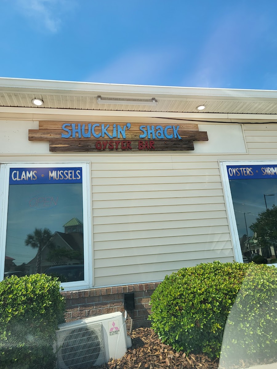 Shuckin' Shack Oyster Bar Photos 2
