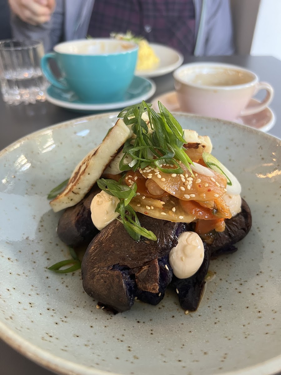 Sil - Coffee Breakfast & More Photos 9