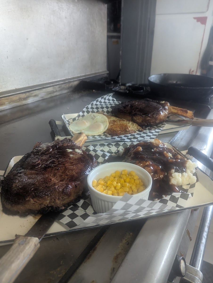 Silver Lake Cafe & Bar Photos 2