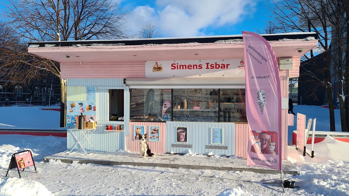 Simens Isbar - 'dessert House' On Brattørkaia