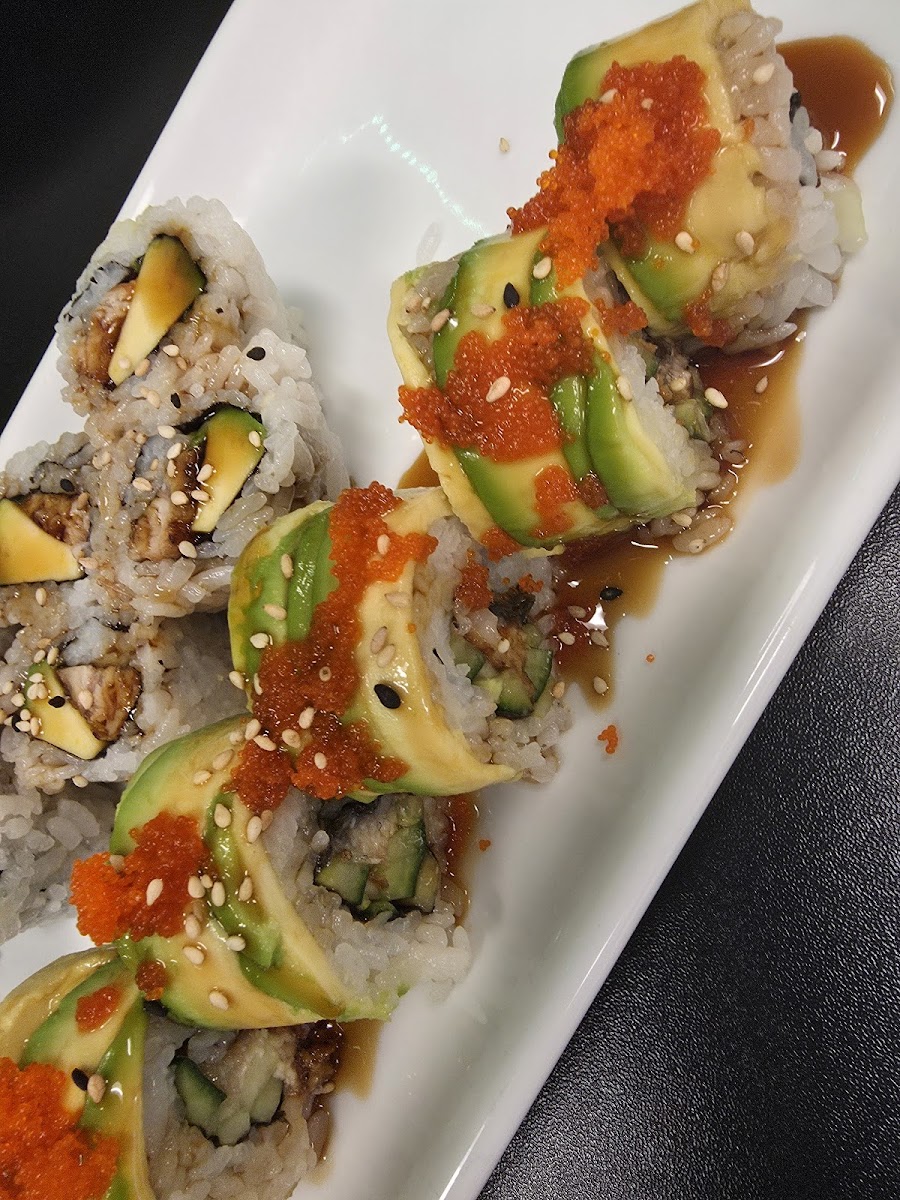 Simple Thai & Sushi Photos 2