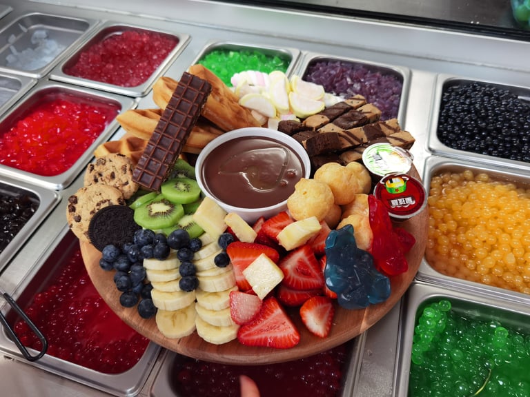 Sip & Scoop Cornwall Square Mall Photos 9