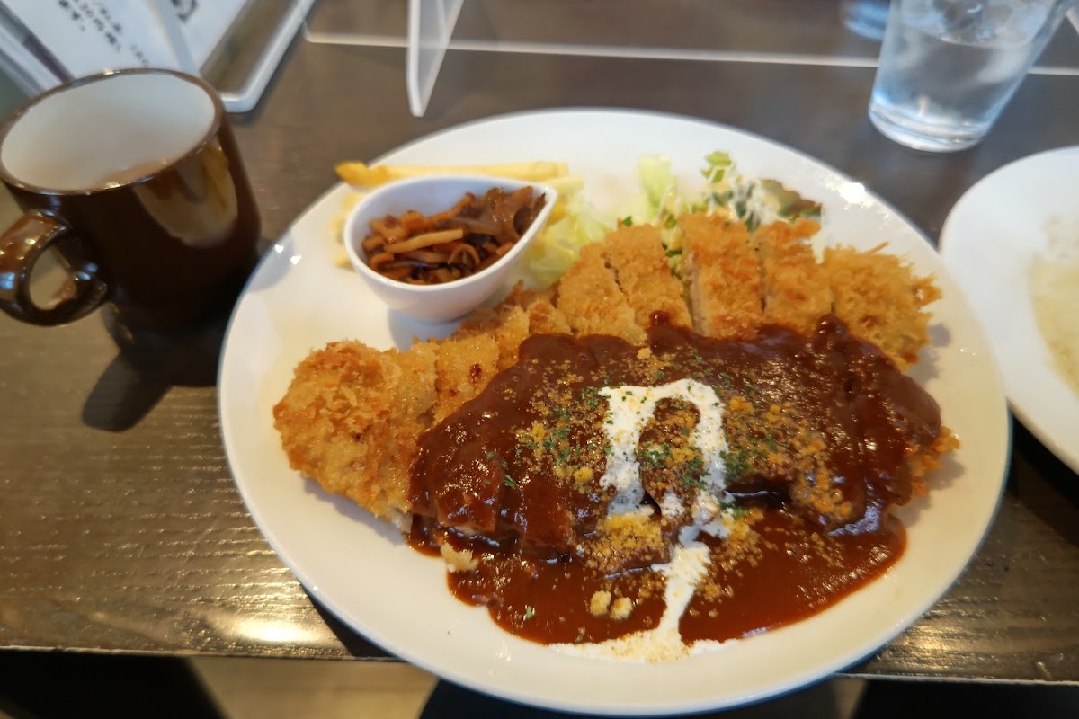 Slow Life Restaurant Photos 9