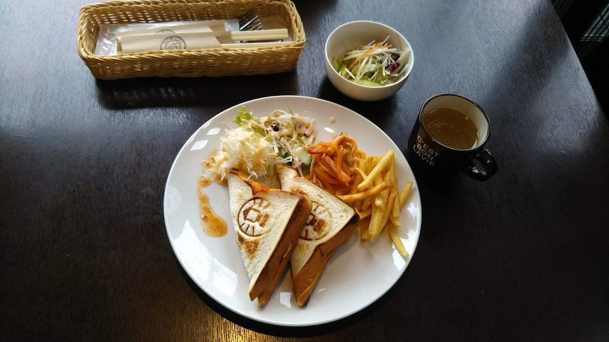 Slow Life Restaurant Photos 2
