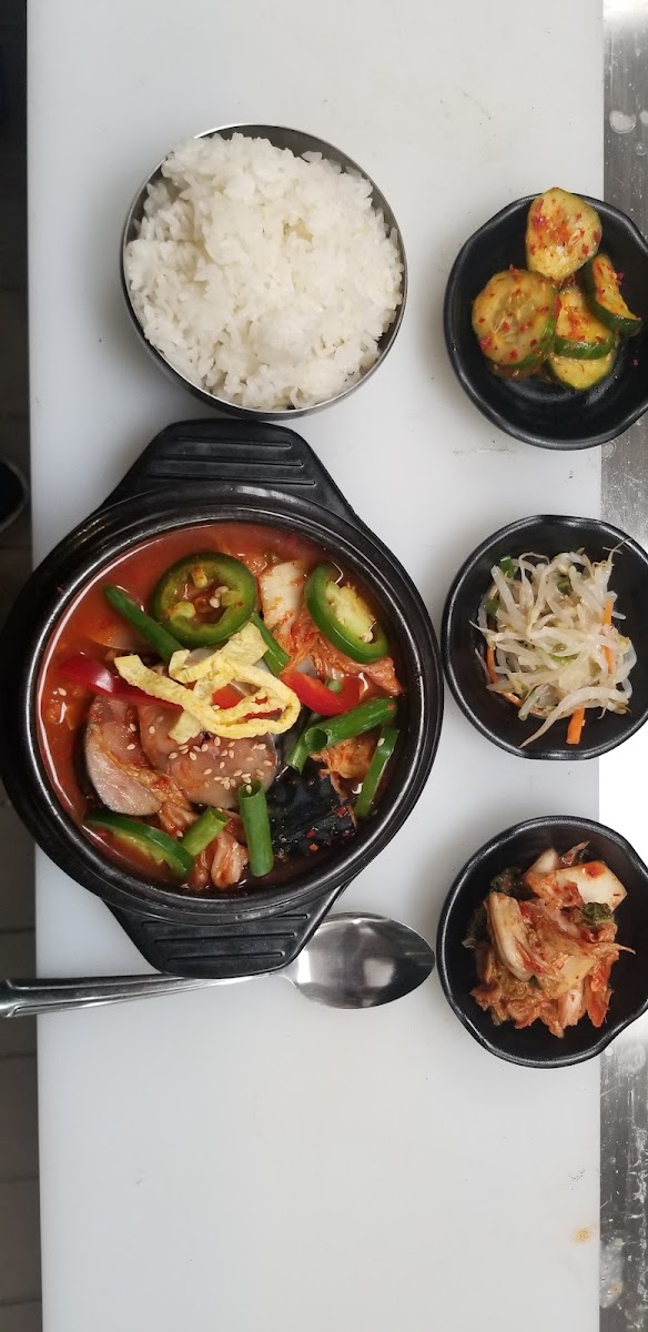 Sogongdong Tofu & Bbq 소공동 두부마을 Photos 9