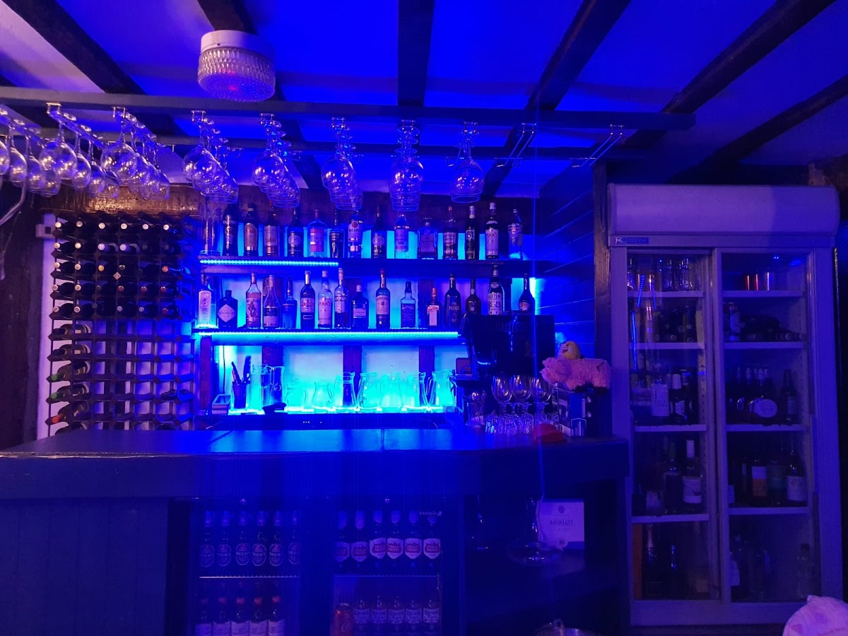 Sol Y Sombra Tapas