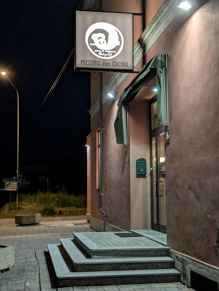 Solo Pizze & Company Photos 2