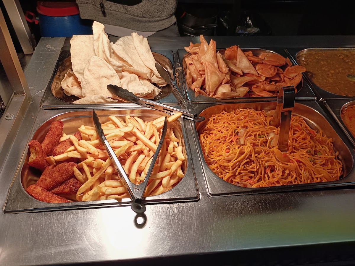 Spicy Bite Open Buffet - Pakistani Indian Style (Inside The Mall) Photos 2