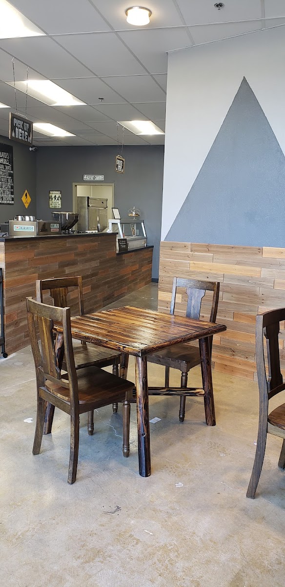 Squatch's Gourmet Ice Cream Sandwiches And Coffee Shop