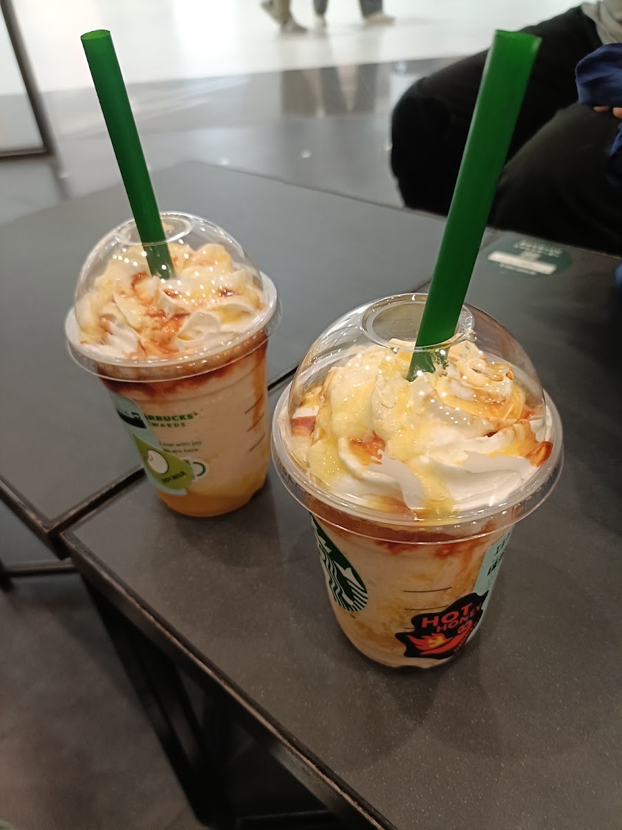 Starbucks Coffee - Aeon Mall Kasukabe Photos 2
